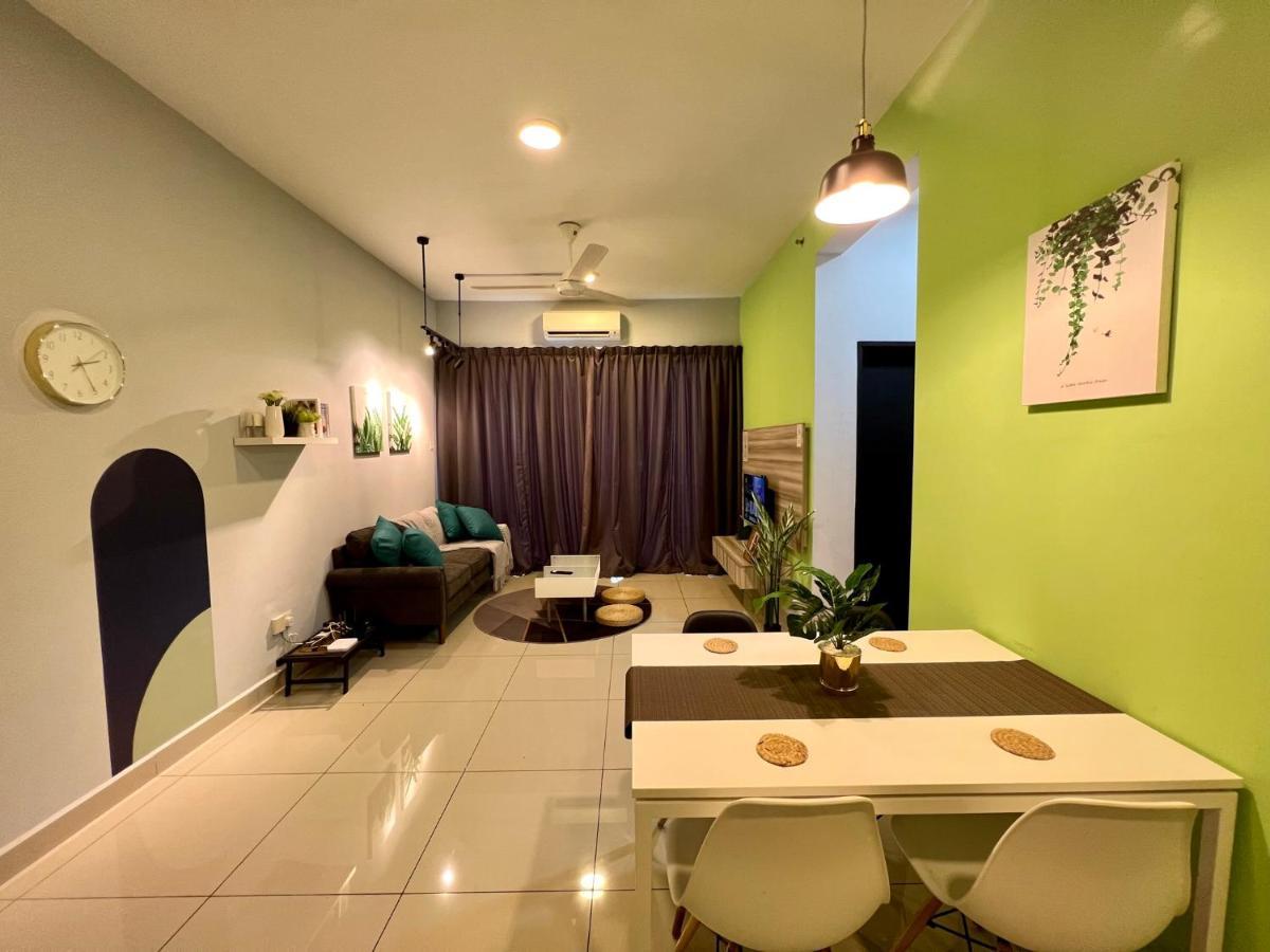 Riverview 8Pax 2Br In Kbtown Netflix, Wi-Fi B-3A-5 Kota Bharu Exterior photo